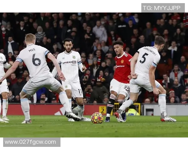 伯恩利主场迎战南岸普敦期待精彩对决与球队新战术的碰撞