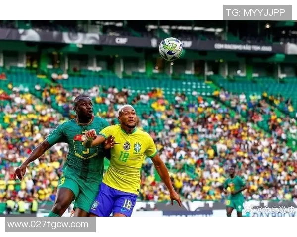 美国队与巴西足球强队激战正酣谁将赢得这场精彩对决 美国队与巴西足球强队激战正酣谁将赢得这场精彩对决