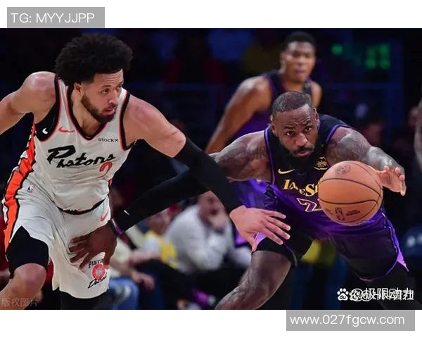 底特律活塞与洛杉矶湖人激战正酣谁能在NBA赛场上笑到最后