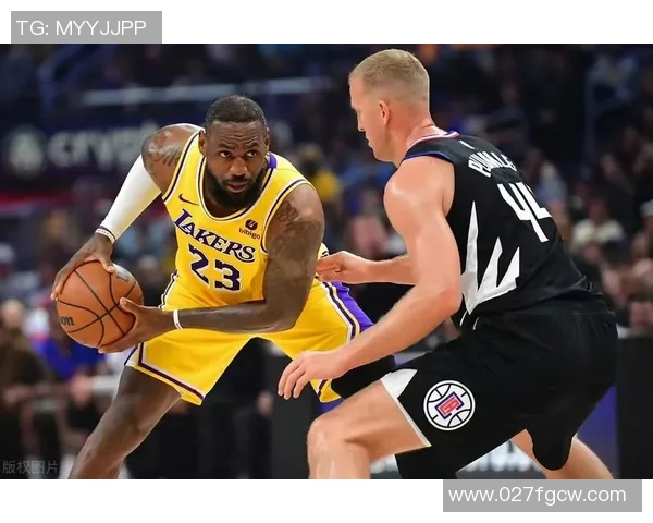 湖人快船四场对决精彩回顾与分析揭示两队争夺战的关键因素与未来展望