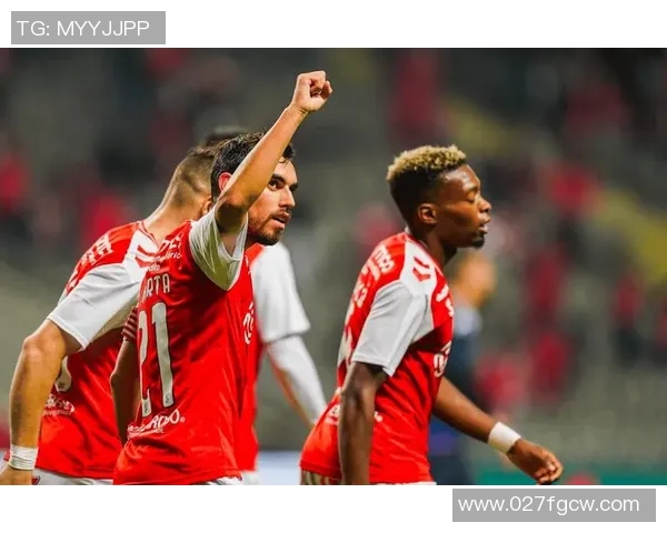 2021年墨尔本城与墨尔本胜利的精彩对决回顾与分析